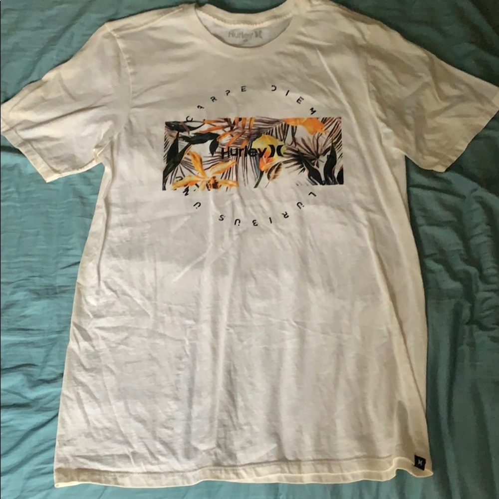 Hurley t shirt
